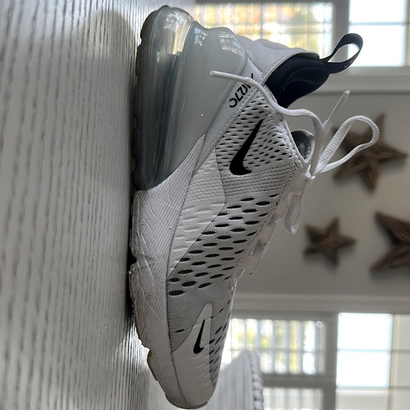 New condition, worn only few times - Picture 1 of 3